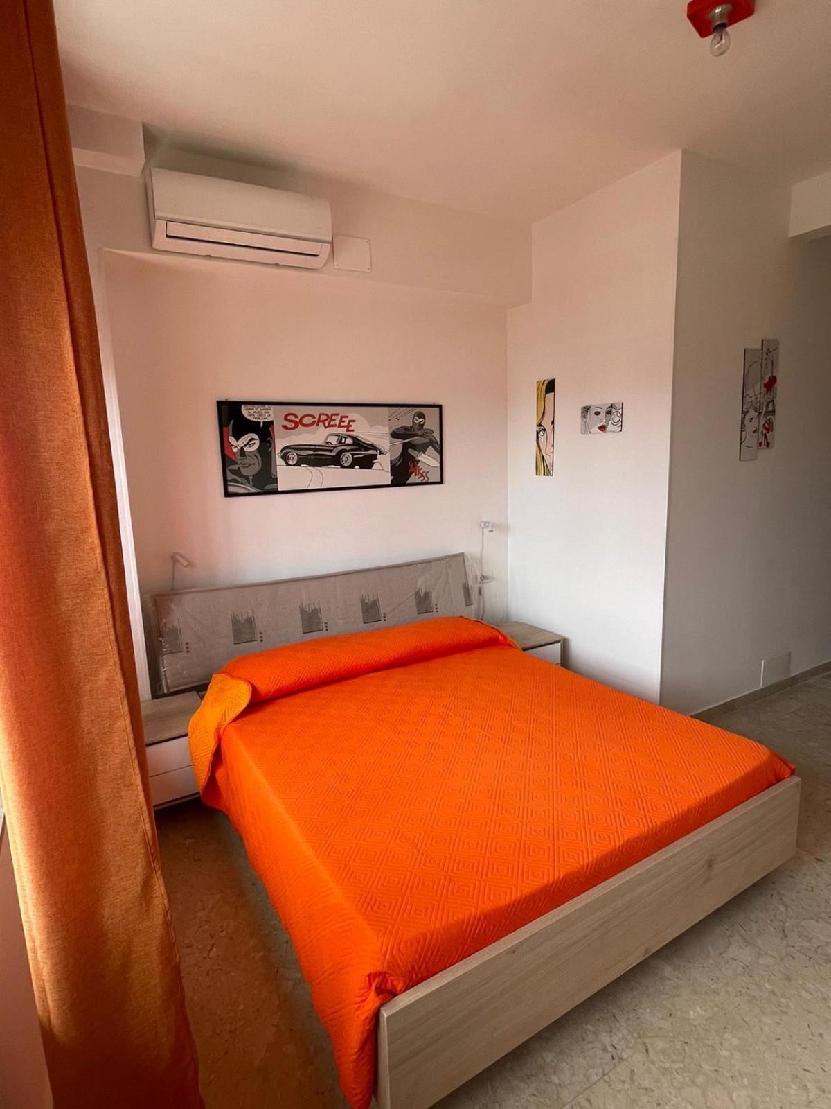 La Finestra Sul Mare B&B Кротоне Экстерьер фото